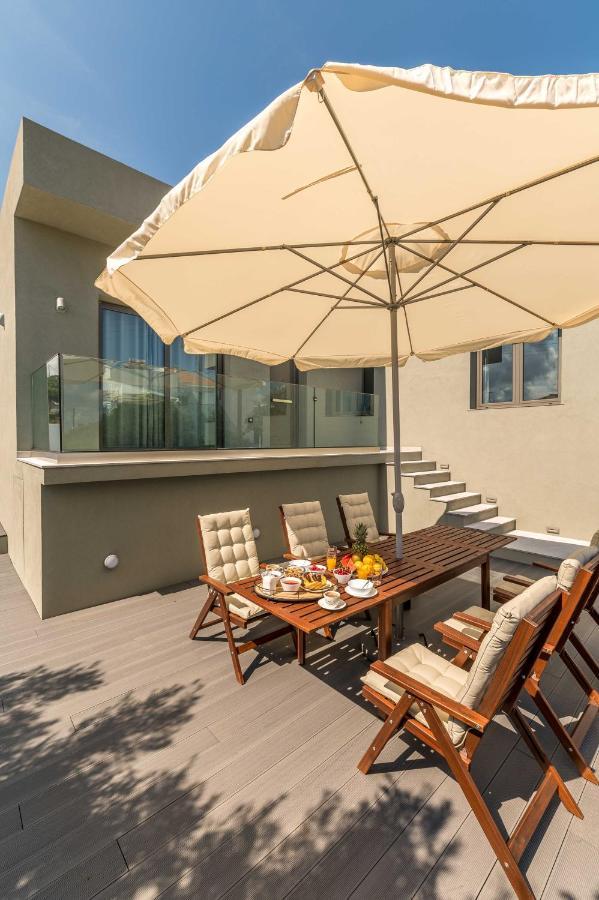 Nama Villa 250M From The Sea Makry Gialos  Exterior photo